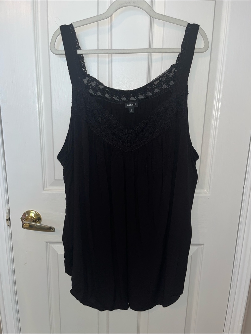 torrid Black Lace-Trim Camisole Tank